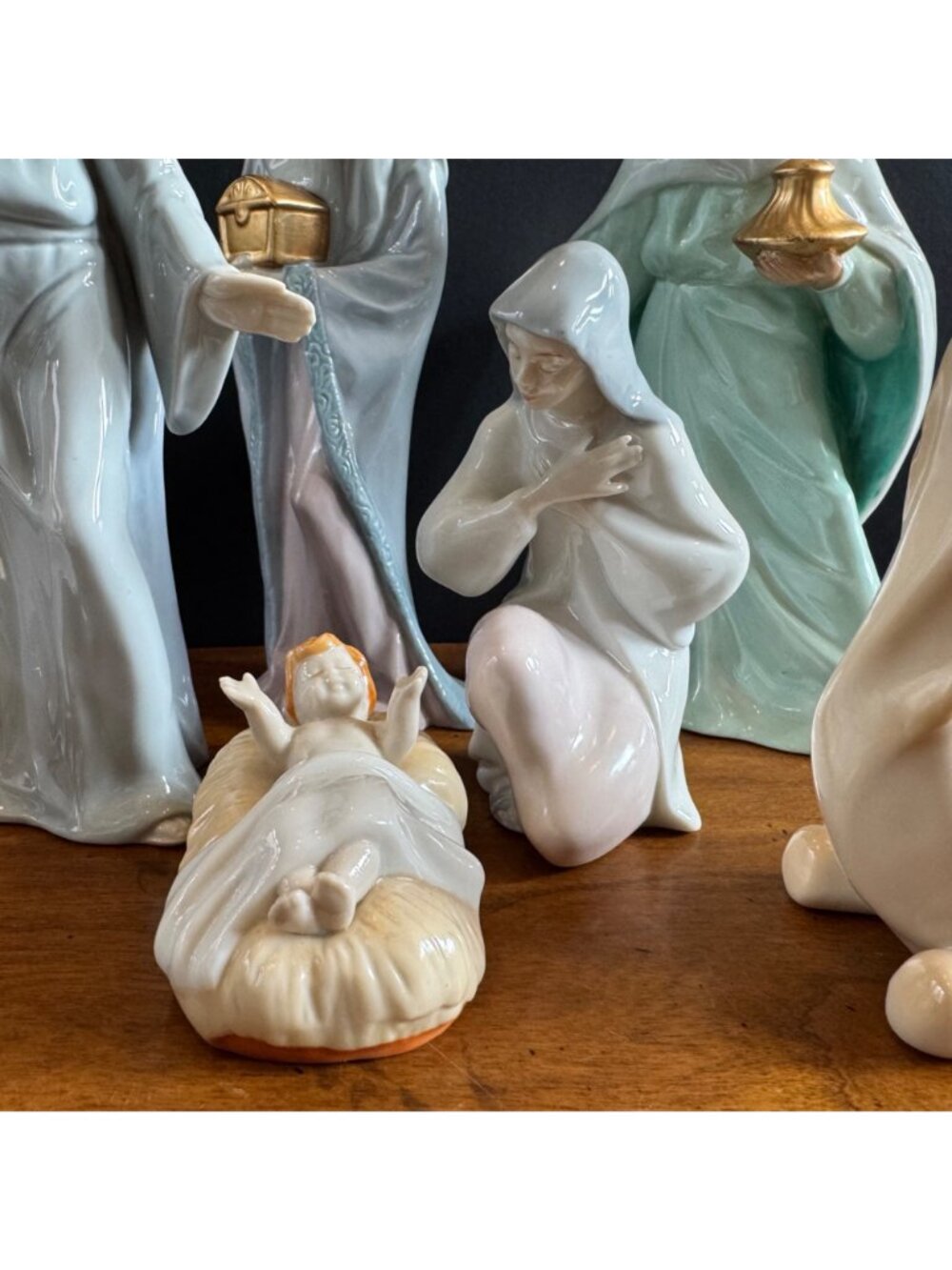 AVON Bethlehem Nativity Collection 8pc OBrien 1994 Christmas Figurine Set - Picture 5 of 16